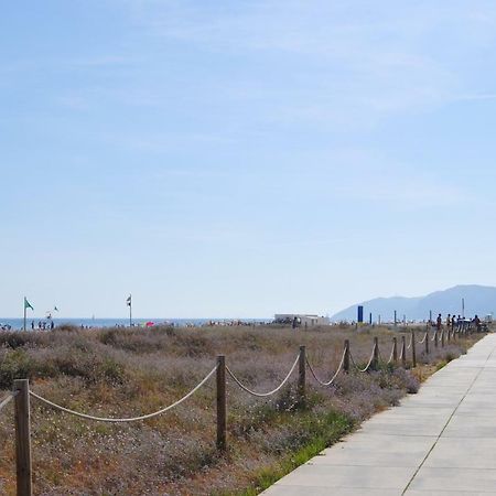 Apartamento Maraka Playa Castelldefels Eksteriør billede